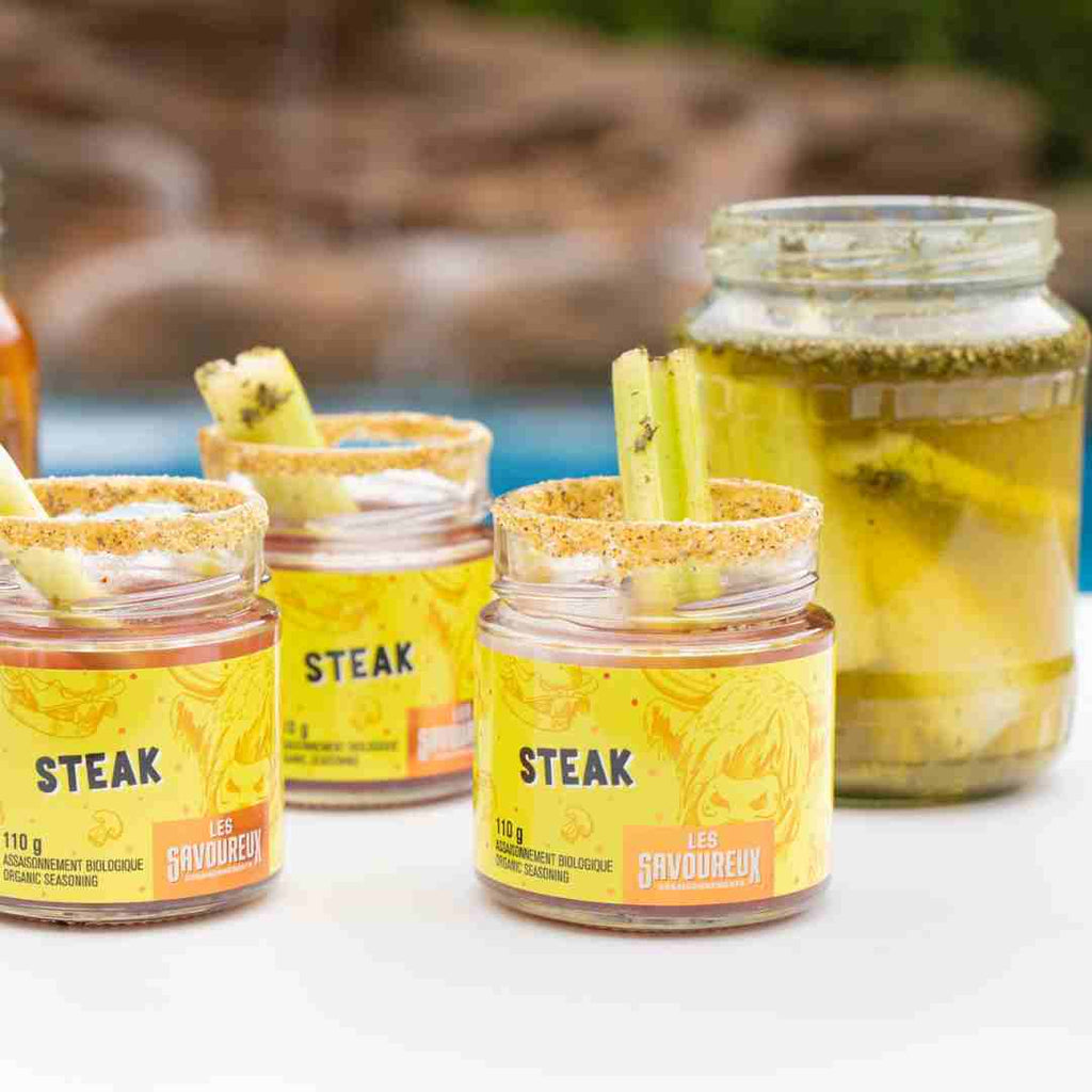 CÉLERIS MARINÉS AU JUS DE CORNICHON ET RANCH Les Savoureux