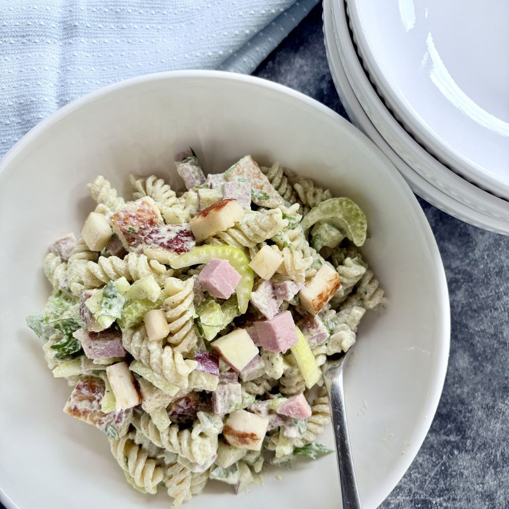 Salade de pâtes aux cornichons - Les Savoureux