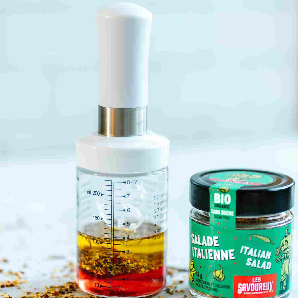 NEW | SALAD DRESSING SHAKER - KITCHEN TOOL